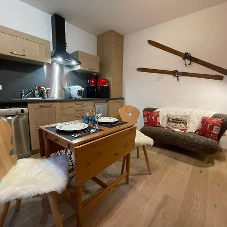 Apartmán T2 30M2 Plein Centre, Lit Fait, Linge Fourni, Wifi Cauterets Exteriér fotografie